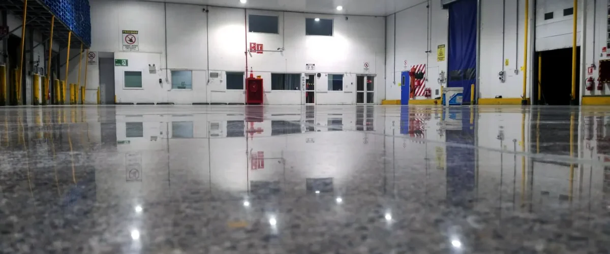 Pisos espejo de hormigón